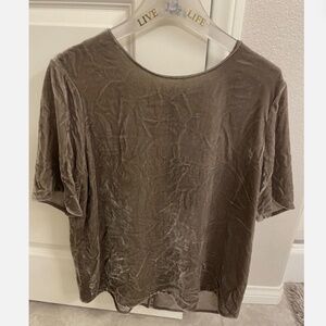 NWT VINCE Short Sleeve Velvet Crew Neck Top Ragweed Size L